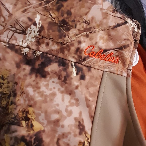 CABELLAS windshear Vest•Like new• - Picture 7 of 10